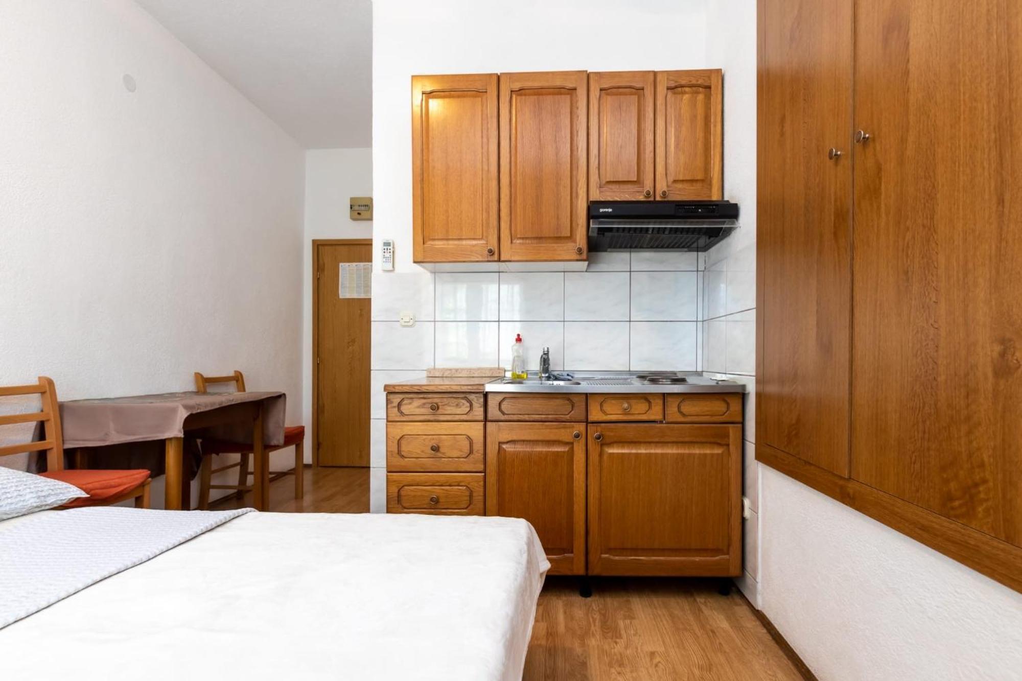 Apartments Dino คาชเตลา ภายนอก รูปภาพ